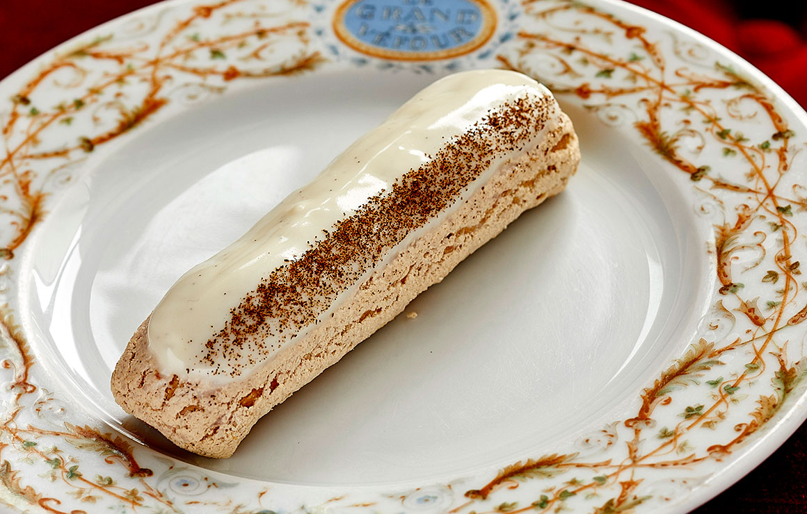 Le Grand Véfour Eclair vanille 